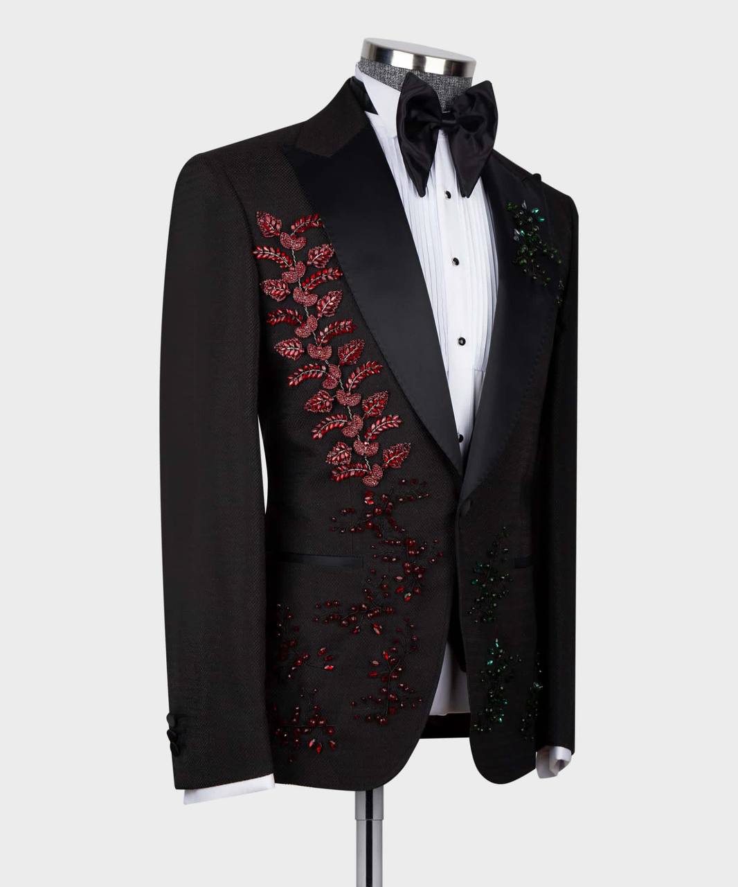 CRYSTAL JEWELRIED SPECIAL BLACK TUXEDO