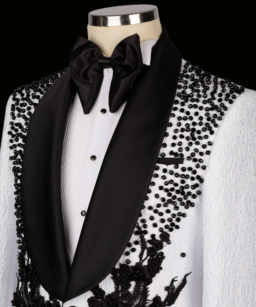 FLOWER EMBROIDERED WHITE CUSTOM TUXEDO